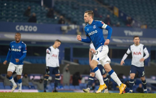 如表面上看 如表面上看