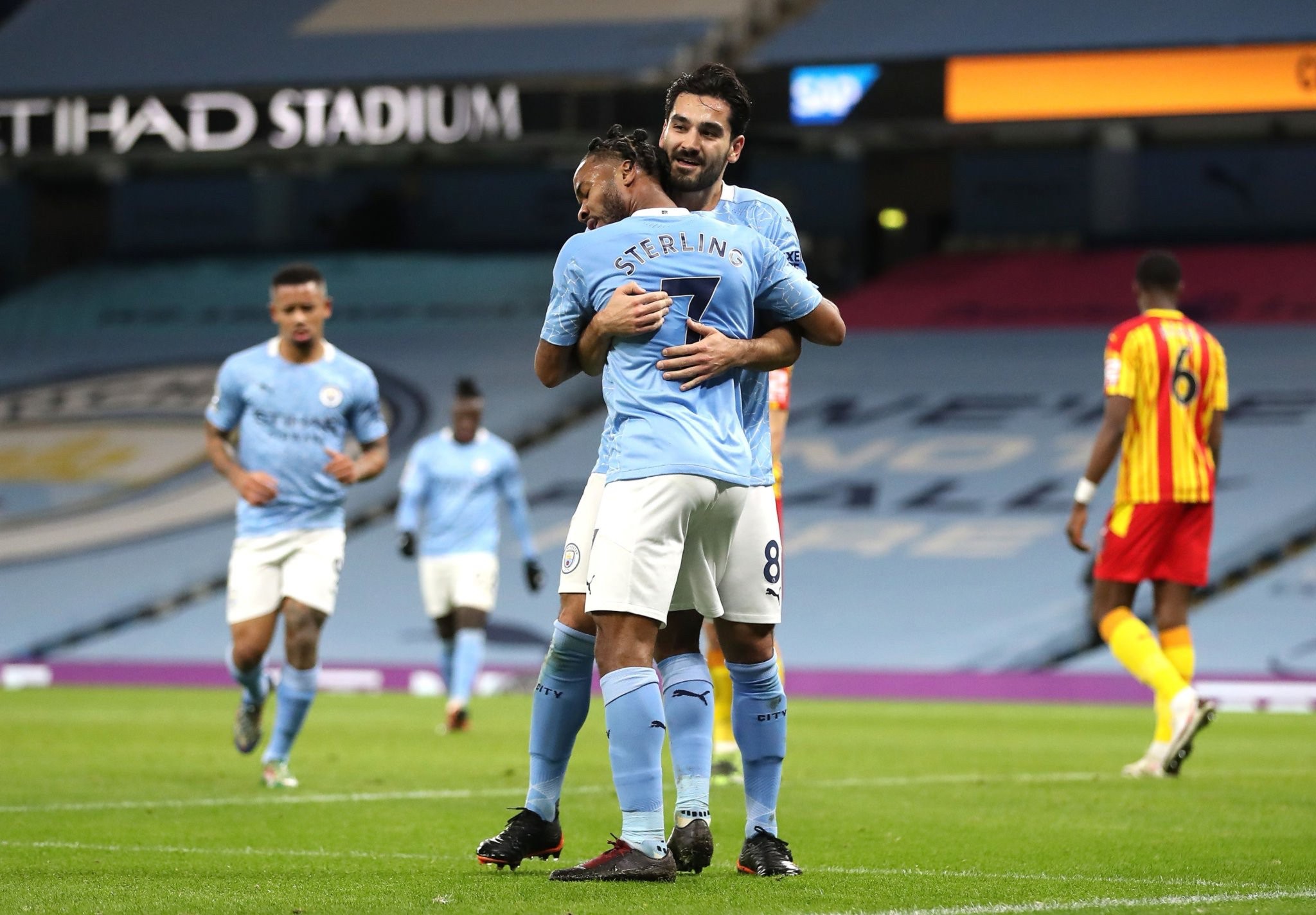 深刻表现了 深刻表现了